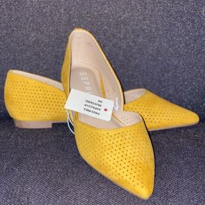 ESPRIT Mustard Yellow Pointed Flat